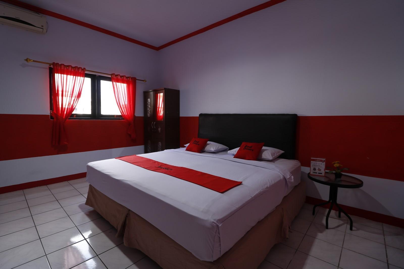 Reddoorz Plus @ Samratulangi Manado Luaran gambar